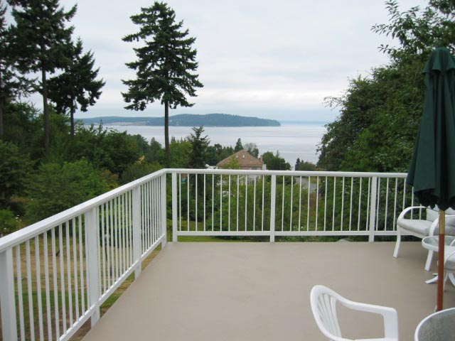 Steilacoom, WA: Picket Railing